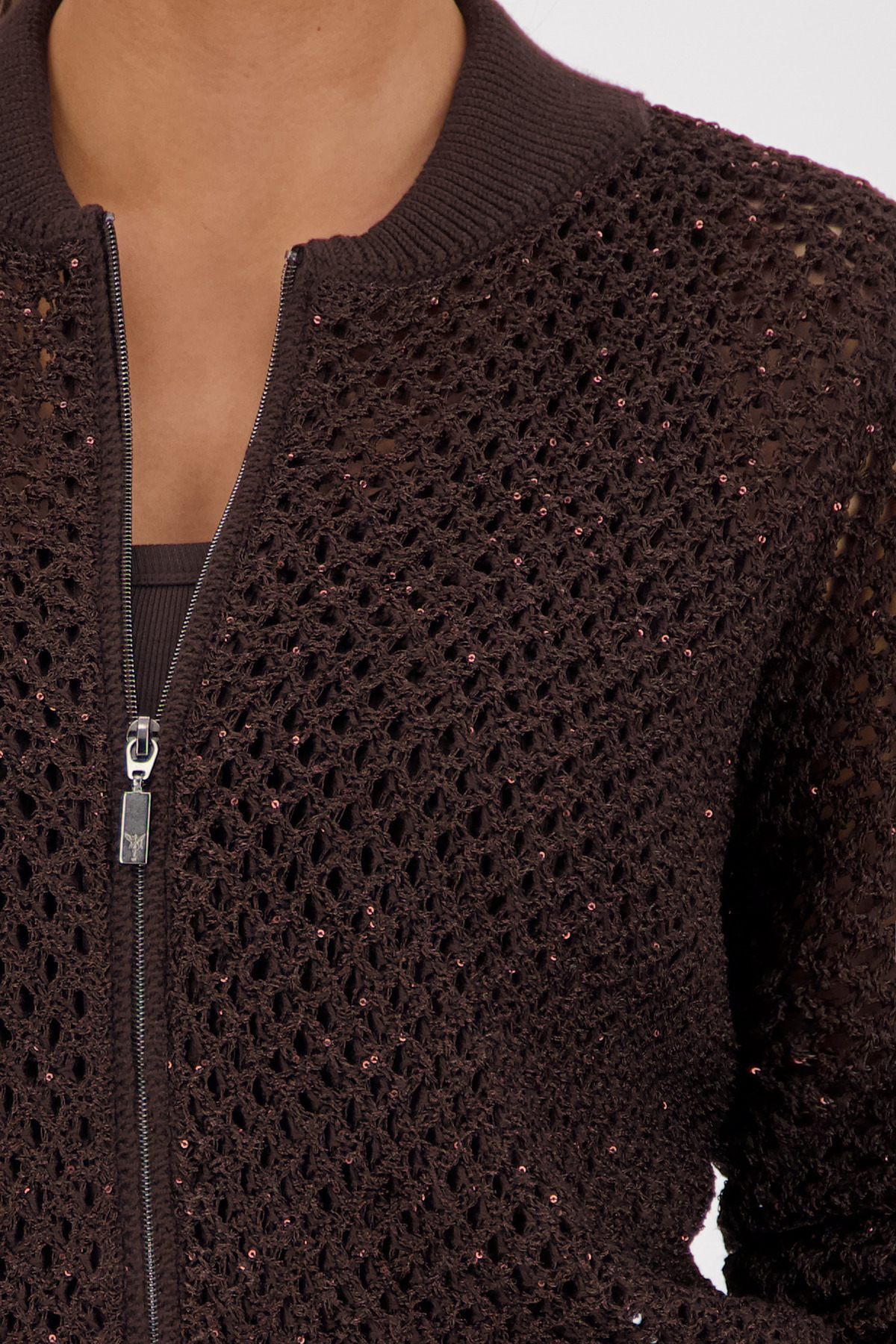 410388_564_Model_Zoom_1200